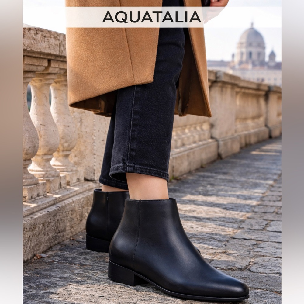 Aquatalia 390747 Made in Italy Leather
Ankle Boots | Women's Designer Booties